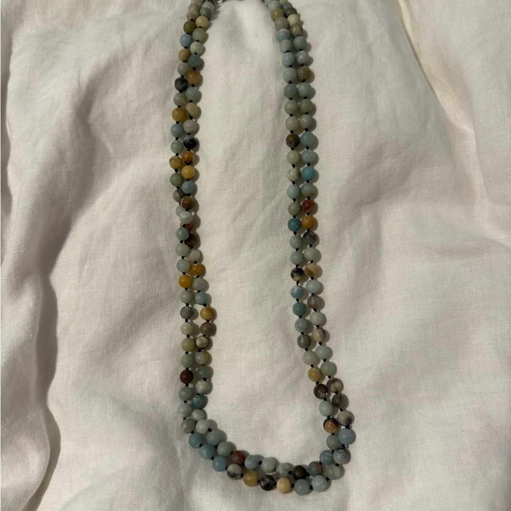 Elegant Multicolor Beaded Necklace